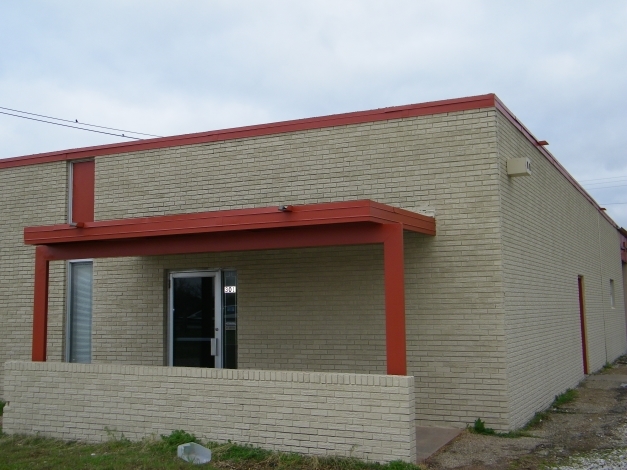 301 E Walnut St, Garland, TX en venta - Foto del edificio - Imagen 3 de 18