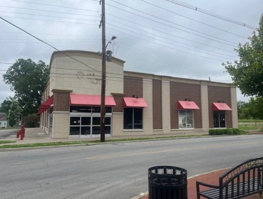 3901 W Market St, Louisville, KY en alquiler - Foto del edificio - Imagen 1 de 4