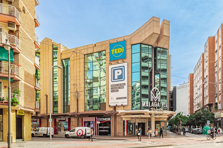 Calle Armengual de la Mota, 12, Málaga, Málaga en alquiler - Foto principal - Imagen 1 de 4