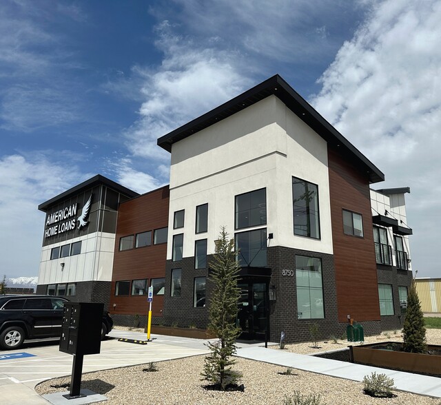 8750 S Harrison St, Sandy, UT en alquiler - Foto del edificio - Imagen 2 de 7