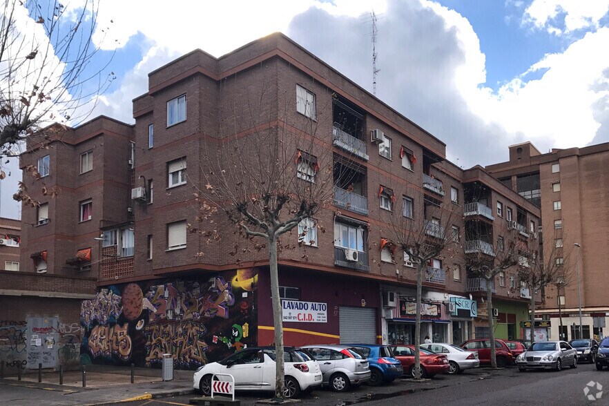Calle Antonio Machado, 1, Talavera de la Reina, Toledo en venta - Foto del edificio - Imagen 2 de 2