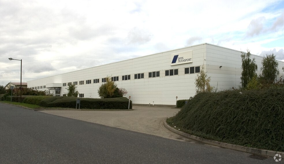 Maidstone Rd, Milton Keynes en alquiler - Foto del edificio - Imagen 2 de 4