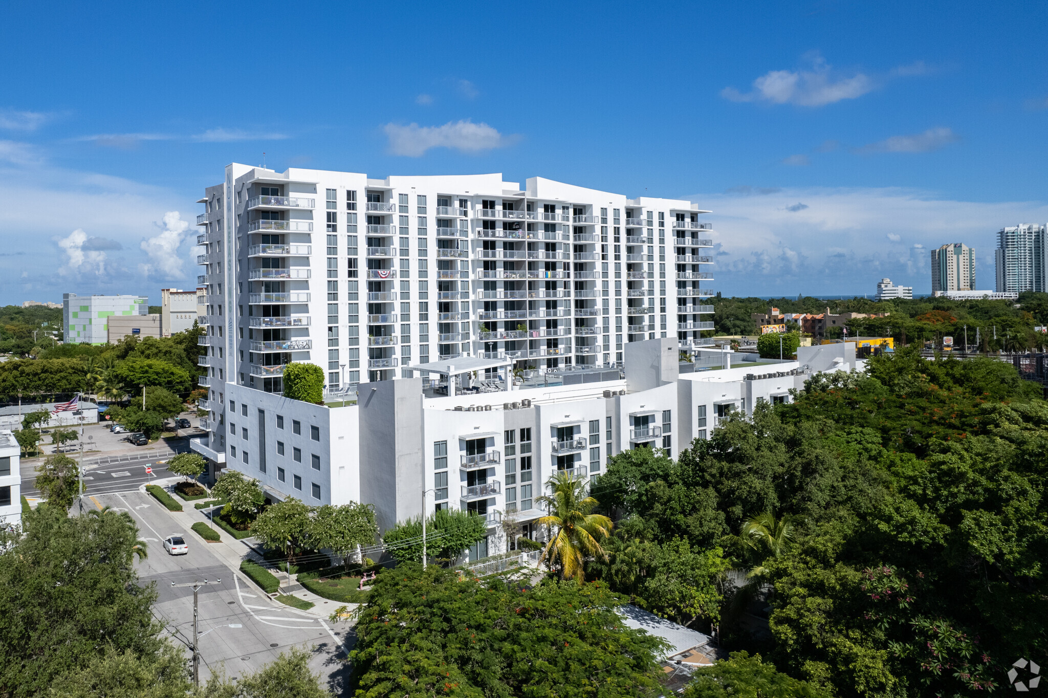 2700 SW 27th Ave, Miami, FL en alquiler Foto principal- Imagen 1 de 13