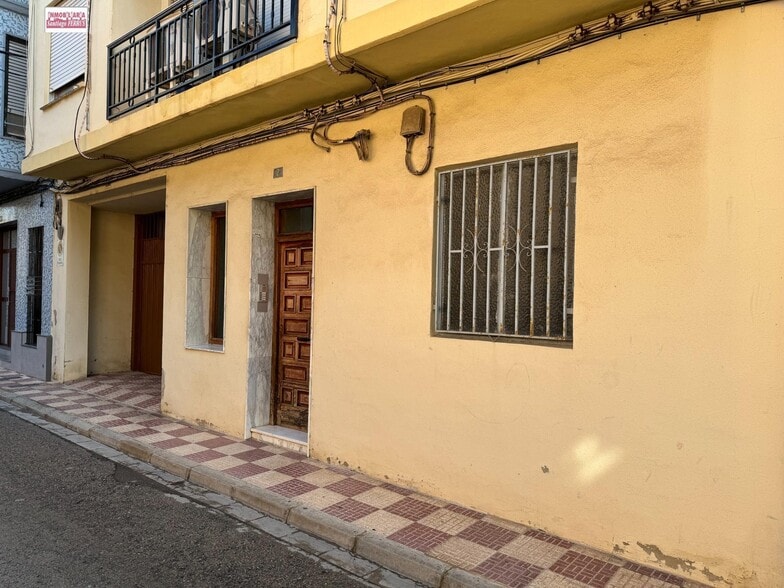 Local en Almussafes, Valencia en venta - Foto del edificio - Imagen 3 de 7