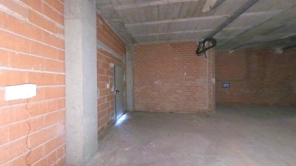 Local en Illueca en venta - Foto del edificio - Imagen 2 de 27