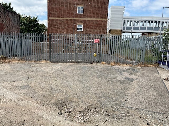 Gordon Rd, Canterbury en alquiler - Foto del edificio - Imagen 3 de 8