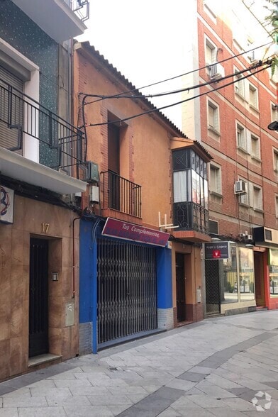 Calle Ramón y Cajal, 19, Talavera de la Reina, Toledo en venta - Foto del edificio - Imagen 2 de 2