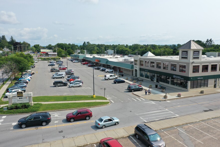 60-78 Pearl St, Essex Junction, VT en alquiler - Foto del edificio - Imagen 1 de 4