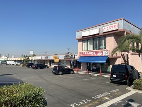 19223-19235 Colima Rd, Rowland Heights, CA en alquiler Foto del edificio- Imagen 1 de 7