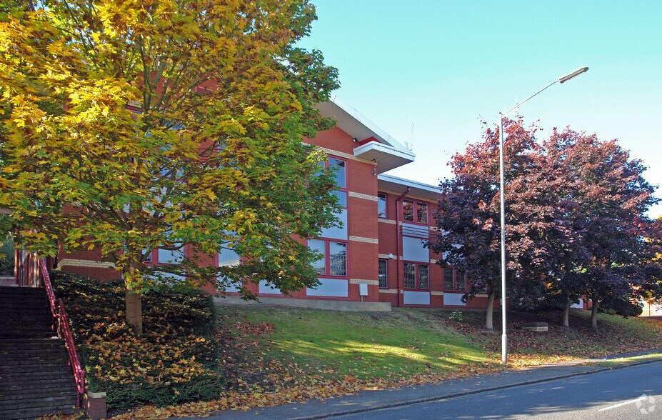 Boundary Rd, High Wycombe en alquiler - Foto del edificio - Imagen 2 de 4