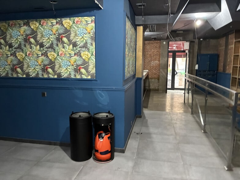 Local en Madrid, Madrid en alquiler - Foto del edificio - Imagen 3 de 7