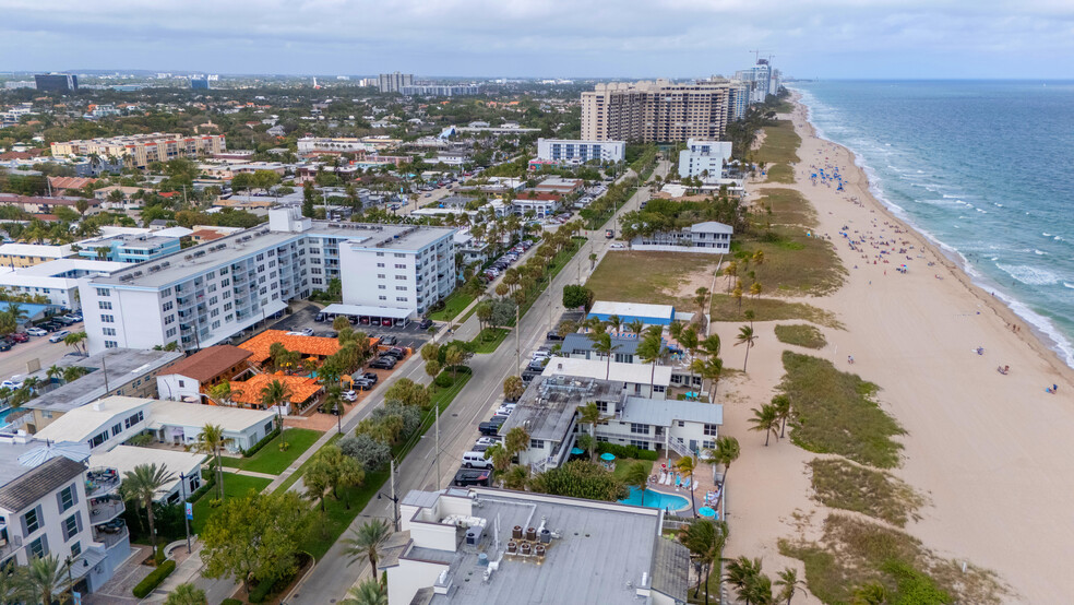 4525 El Mar Dr, Lauderdale By The Sea, FL en venta - Foto del edificio - Imagen 2 de 27