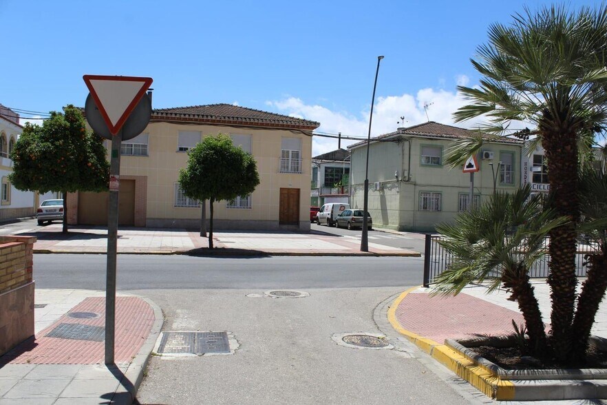 Calle Ruperto Chapi, 1, Santa Fe, Granada en venta - Foto del edificio - Imagen 2 de 23