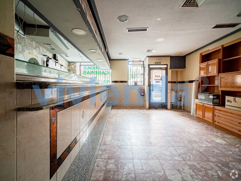 Local en Madrid, Madrid en venta - Foto del edificio - Imagen 2 de 20