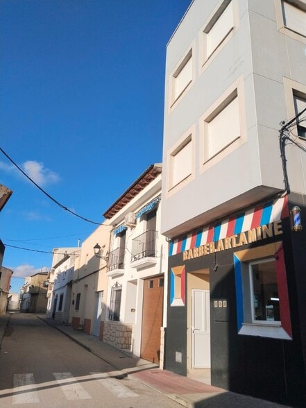 Edificio residencial en Las Pedroñeras, Cuenca en venta - Foto del edificio - Imagen 2 de 10