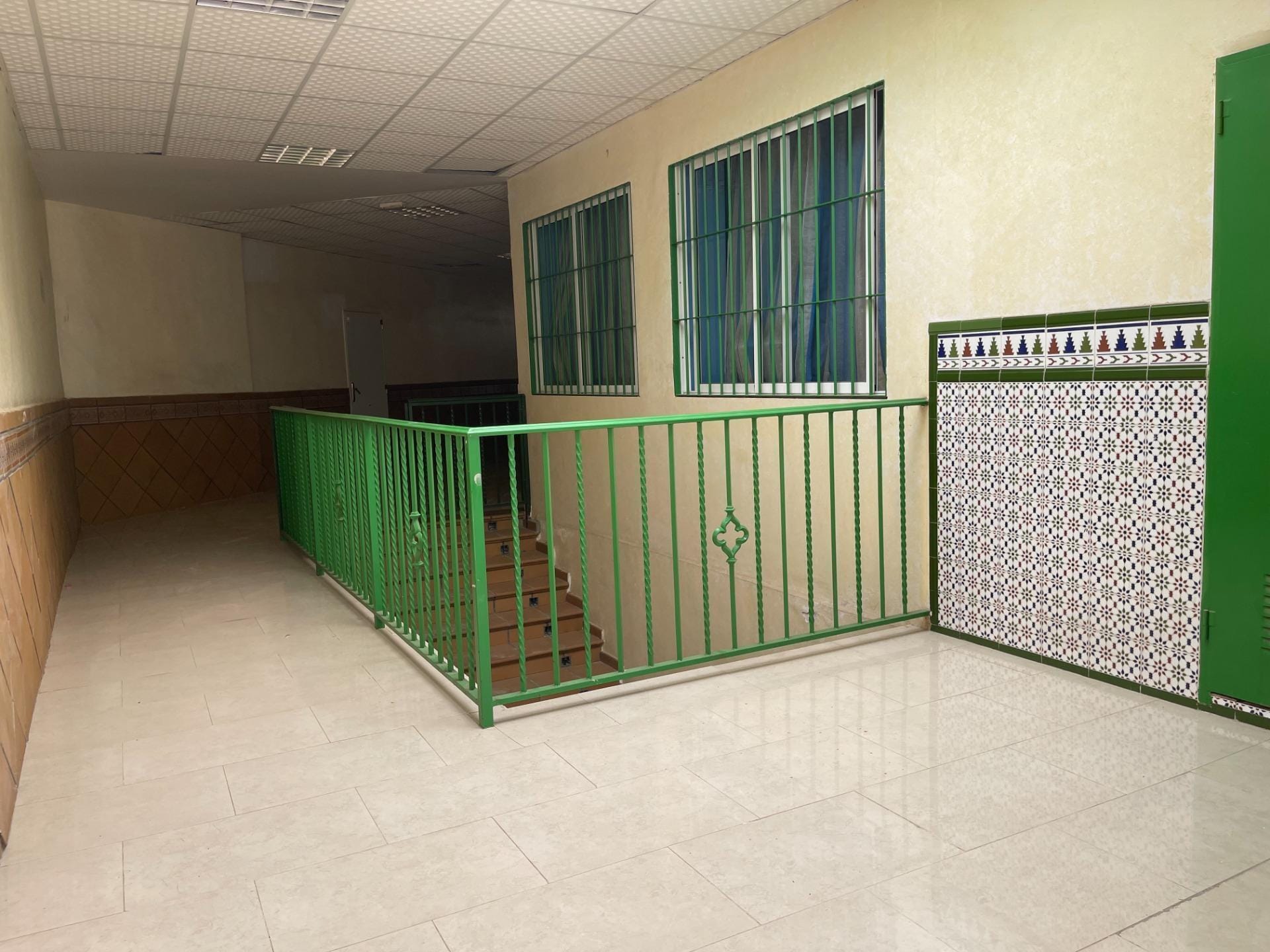 Local en Torremolinos, Málaga en venta Foto del edificio- Imagen 1 de 9