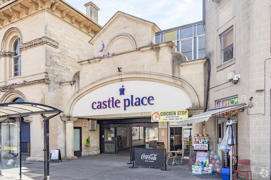Castle Pl, Trowbridge en alquiler - Foto principal - Imagen 1 de 10