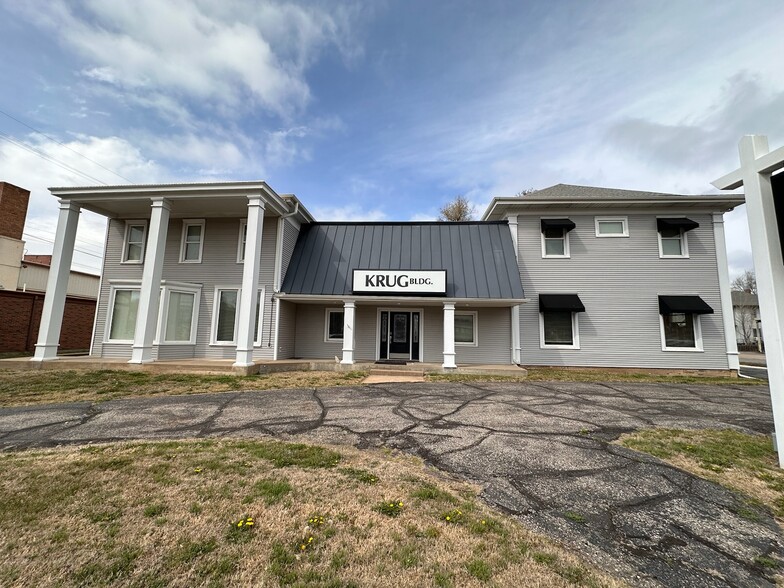 415 E Iron Ave, Salina, KS en venta - Foto del edificio - Imagen 1 de 7