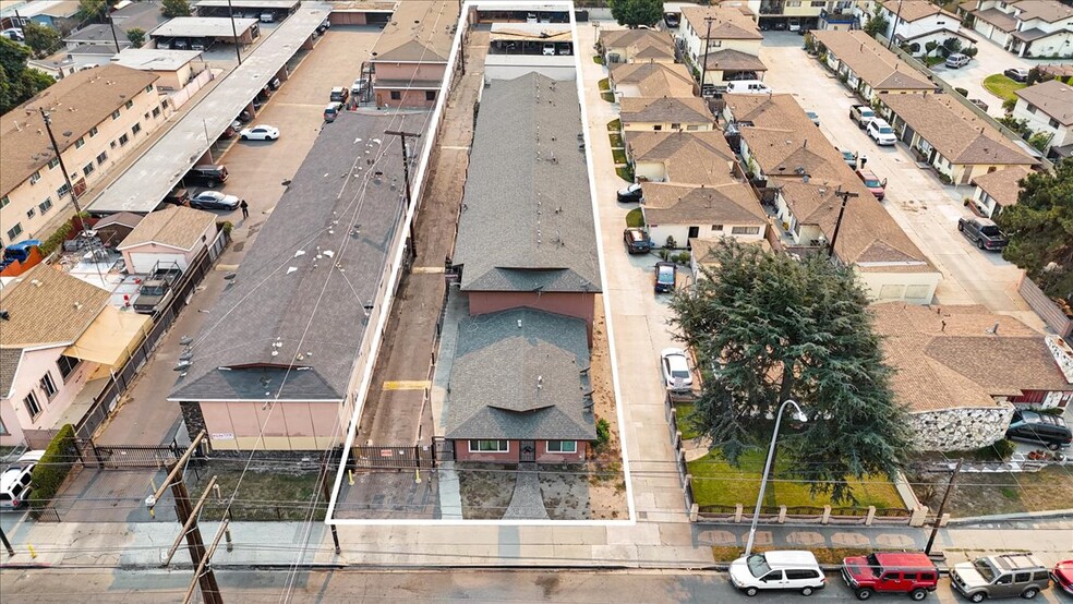 4426 Clara St, Cudahy, CA en venta - Foto del edificio - Imagen 2 de 4