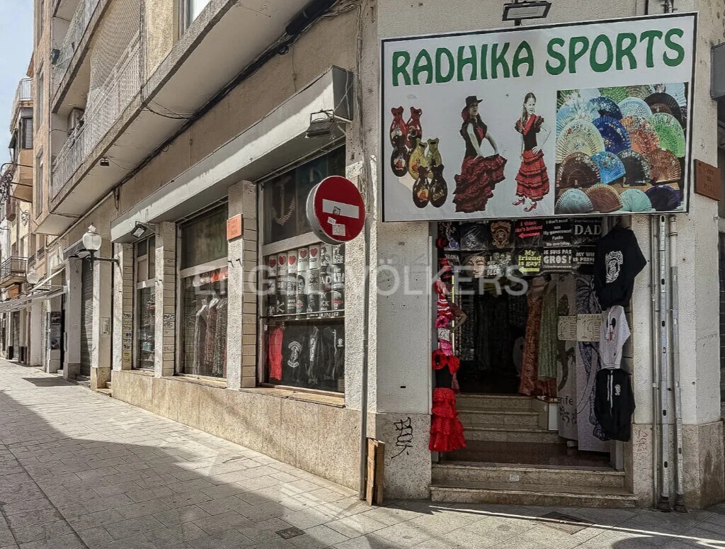 Calella, BAR 08370 -  -  - Foto del interior - Image 1 of 4