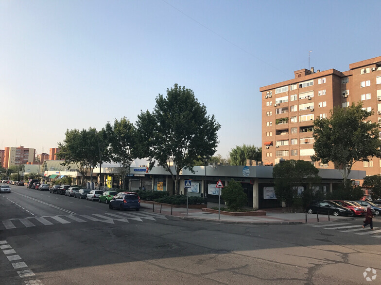 Calle de Portugal, 33, Fuenlabrada, Madrid en alquiler - Foto del edificio - Imagen 1 de 2