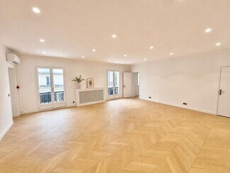 Más detalles de 76-78 Avenue Des Champs Elysées, Paris - Oficina en venta