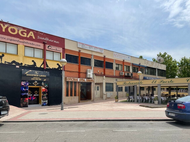 Más detalles de Centro Comercial Avenida Europa, 2, Fuenlabrada - Oficina en alquiler
