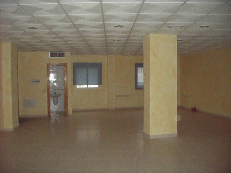 Oficina en Almería, Almería en alquiler - Foto del edificio - Imagen 3 de 5