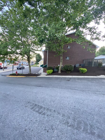 401-407 Freeport Rd, Blawnox, PA en alquiler - Foto del edificio - Imagen 3 de 5