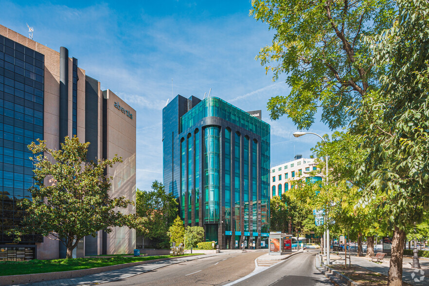 Paseo Castellana, 41, Madrid, Madrid en alquiler - Foto del edificio - Imagen 3 de 7