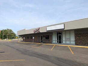 111-190 Easy Shopping Pl, Elkhart, IN en alquiler Foto del edificio- Imagen 1 de 2