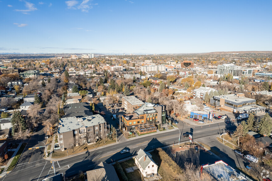 1319 Edmonton Trl NE, Calgary, AB en alquiler - Vista aérea - Imagen 3 de 5