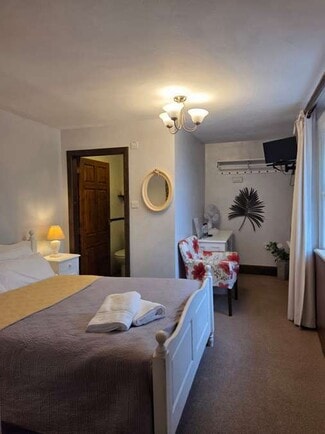 Más detalles de Scorton, Scorton - Hoteles y hospedaje en venta