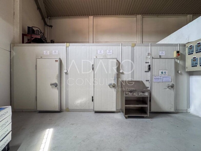 Nave en Móstoles, Madrid en venta - Foto del interior - Imagen 2 de 19