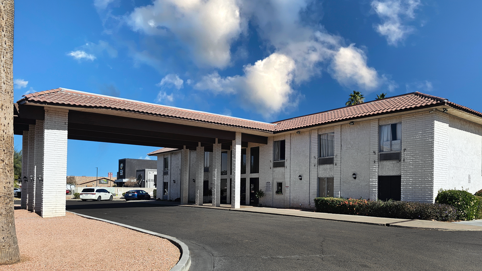 10402 N Black Canyon Hwy, Phoenix, AZ en venta - Foto del edificio - Imagen 1 de 6