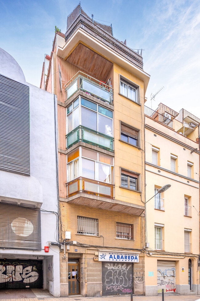 Más detalles de Edificio residencial​ en venta