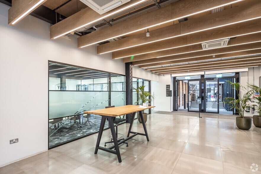 114 Power Rd, London en alquiler - Vestíbulo - Imagen 3 de 73