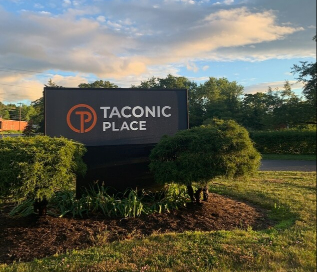 1 Taconic Pl, Chatham, NY en alquiler - Foto del edificio - Imagen 1 de 8