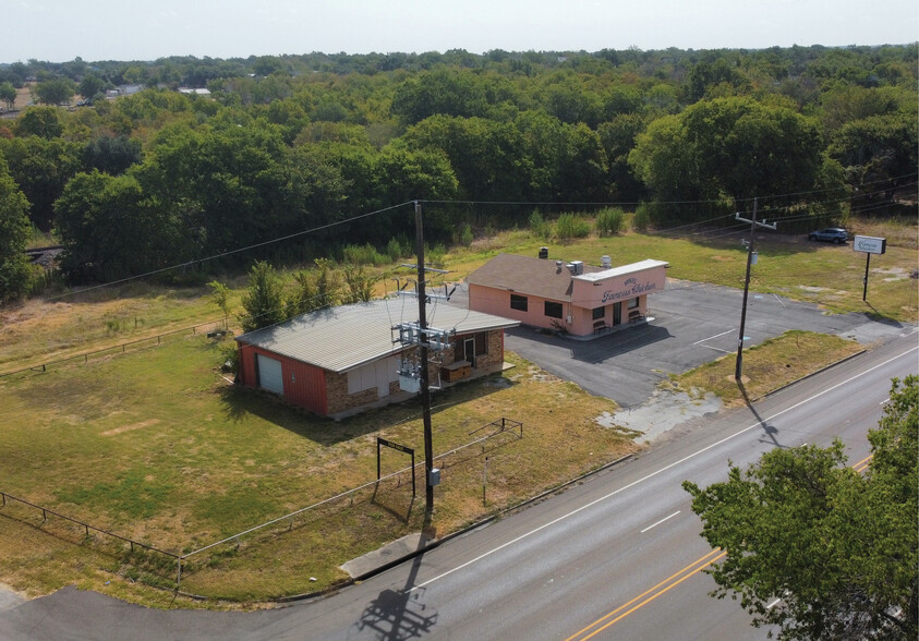 304 Main Street, Calvert, TX en venta - Foto del edificio - Imagen 2 de 16