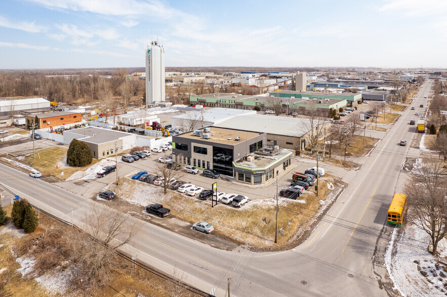 100 Boul Ford, Châteauguay, QC en venta - Vista aérea - Imagen 2 de 4