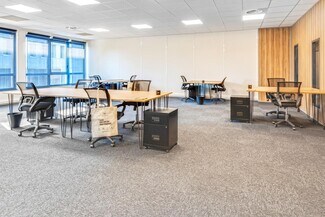 Más detalles de 2 Impasse Serge Reggiani, Saint-Herblain - Coworking en alquiler