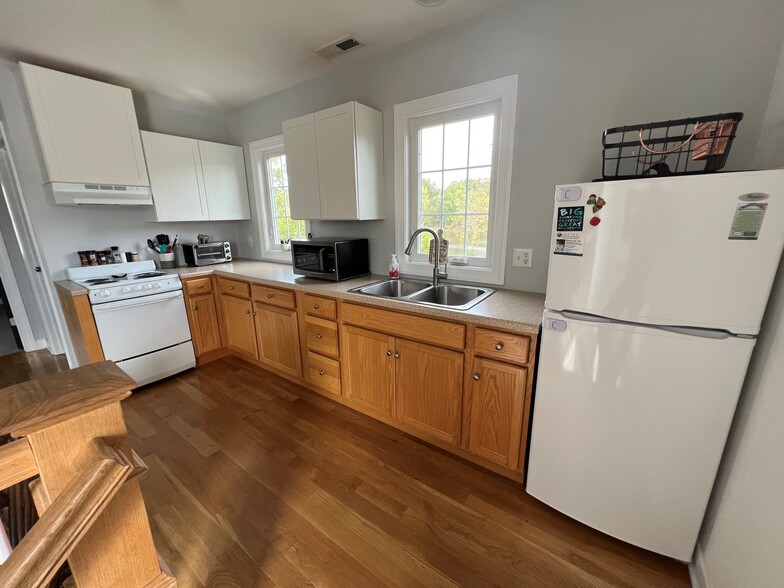 1102 3rd St, Farmville, VA en venta - Foto del edificio - Imagen 2 de 9