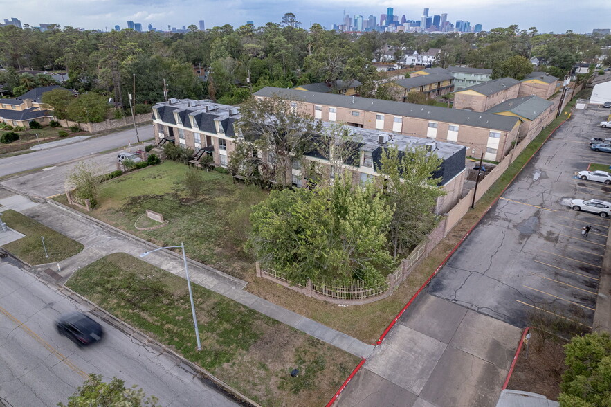 3501 N Macgregor Way, Houston, TX en venta - Foto del edificio - Imagen 2 de 30