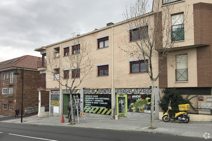 Calle Escuelas, 14, Galapagar, Madrid en venta - Foto del edificio - Imagen 2 de 2