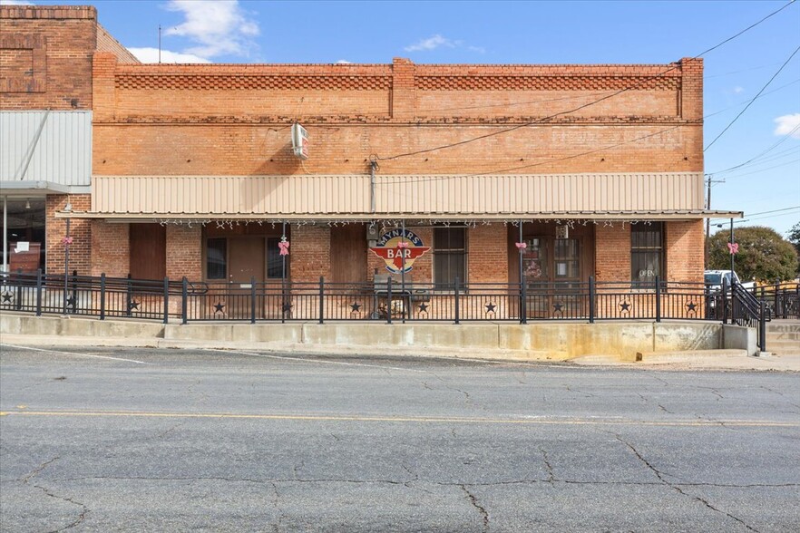 121 E Oak St, West, TX en venta - Foto del edificio - Imagen 2 de 25