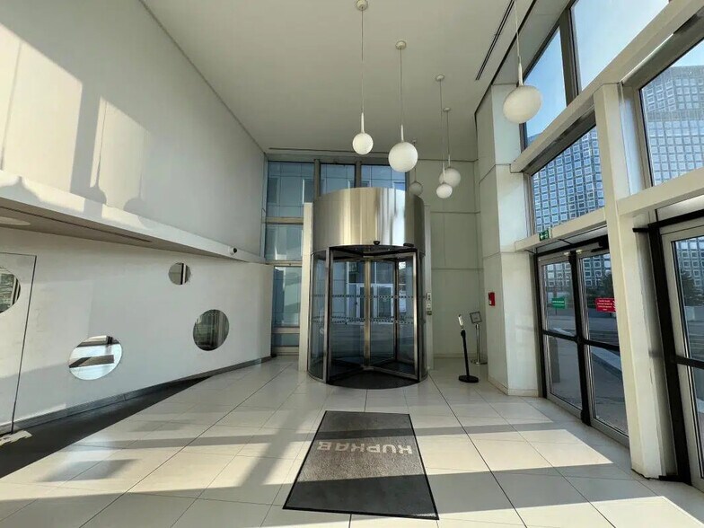 16 Rue Hoche, Puteaux en venta - Vestíbulo - Imagen 3 de 10