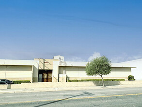 5333 Downey Rd, Vernon, CA en alquiler Foto del edificio- Imagen 2 de 10