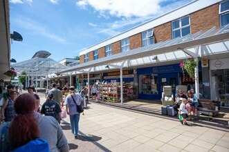 North Walk, Yate en alquiler Foto del interior- Imagen 2 de 2