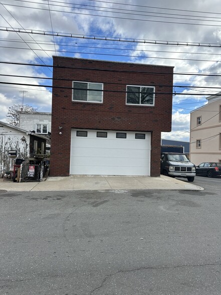 20 Fullerton Ave, Yonkers, NY en alquiler - Foto del edificio - Imagen 1 de 7