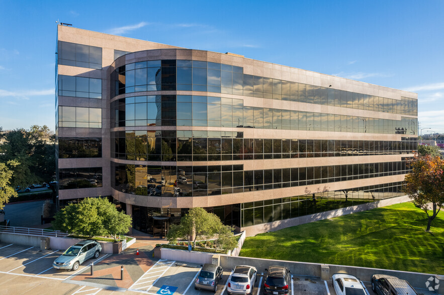 1300 S University Dr, Fort Worth, TX en alquiler - Foto del edificio - Imagen 3 de 5